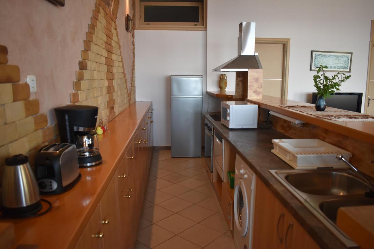 Ferienwohnung Pyxida Mochlos Exterior foto